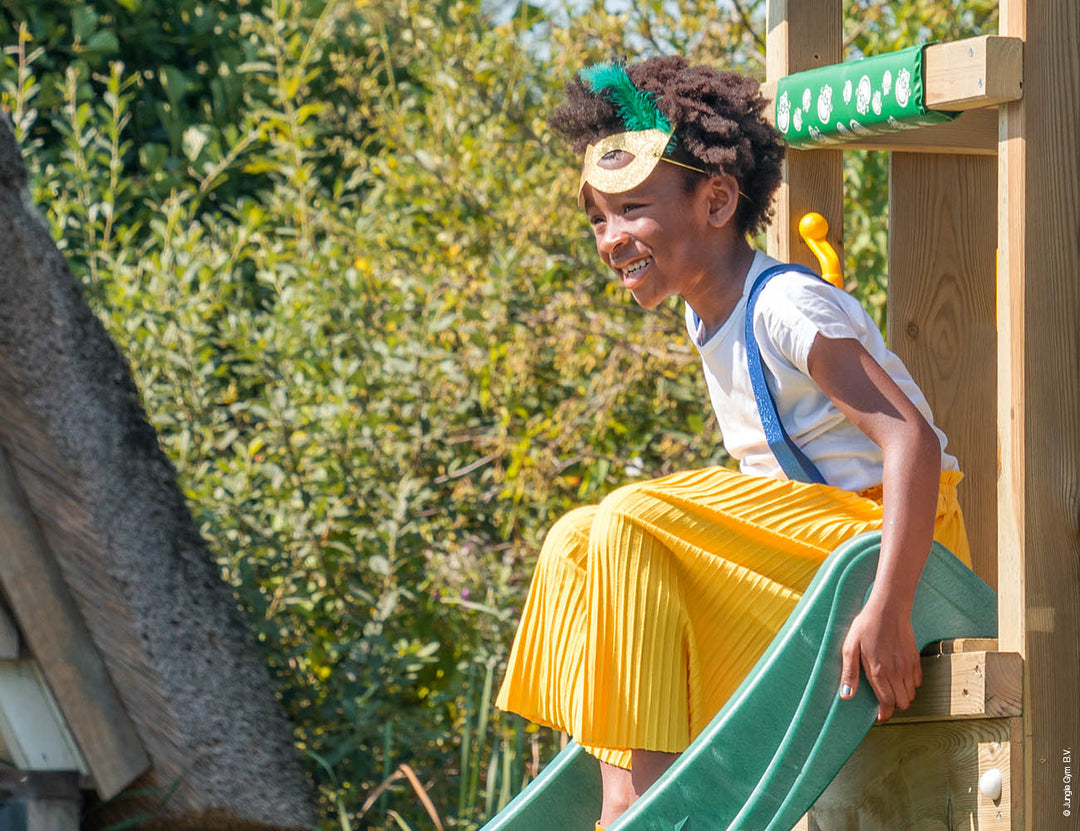 Jungle Totem | Wooden climbing frame with swing